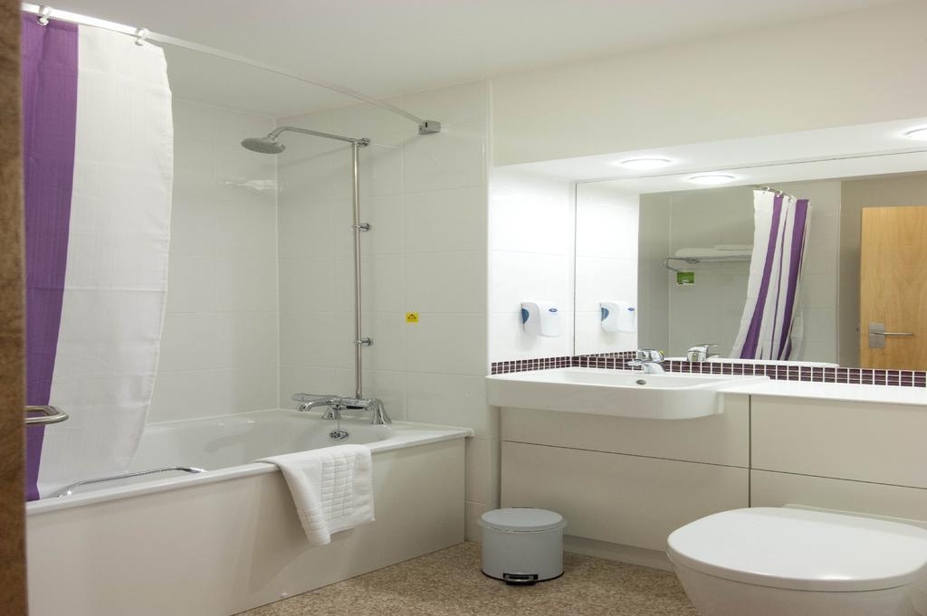 Premier Inn Exeter Central St. Davids Eksteriør bilde