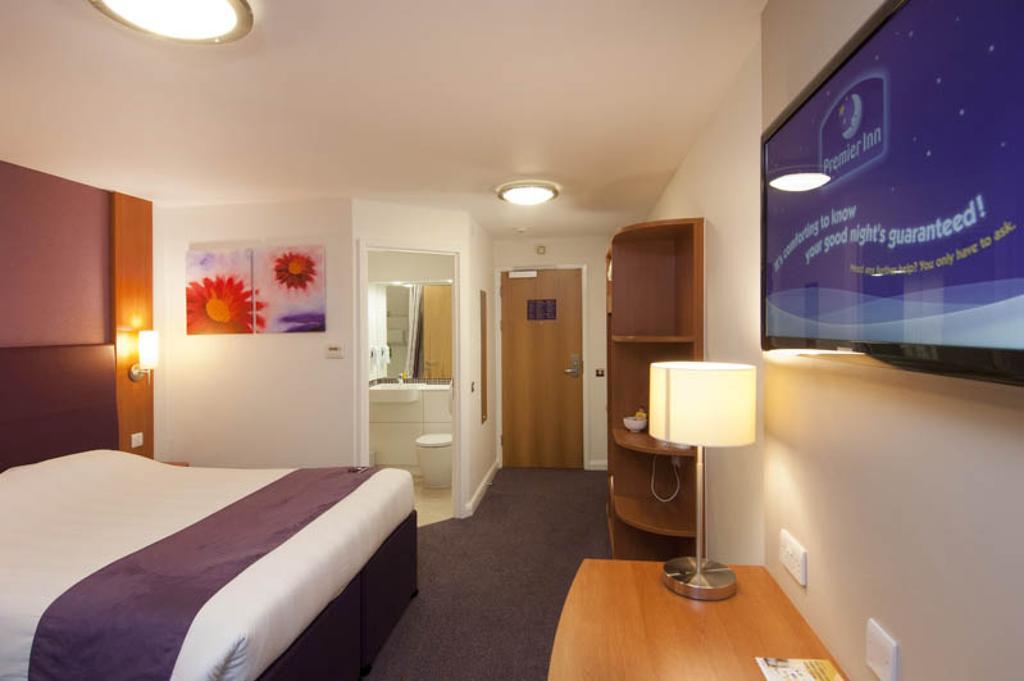 Premier Inn Exeter Central St. Davids Eksteriør bilde